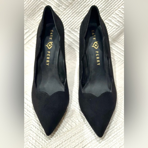 Kate Perry scalloped pointy toe pumps The Dina. Size 9. Black - Picture 4 of 6